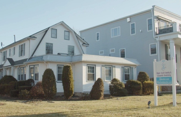 Outside view of High Tech Dentistry dental office